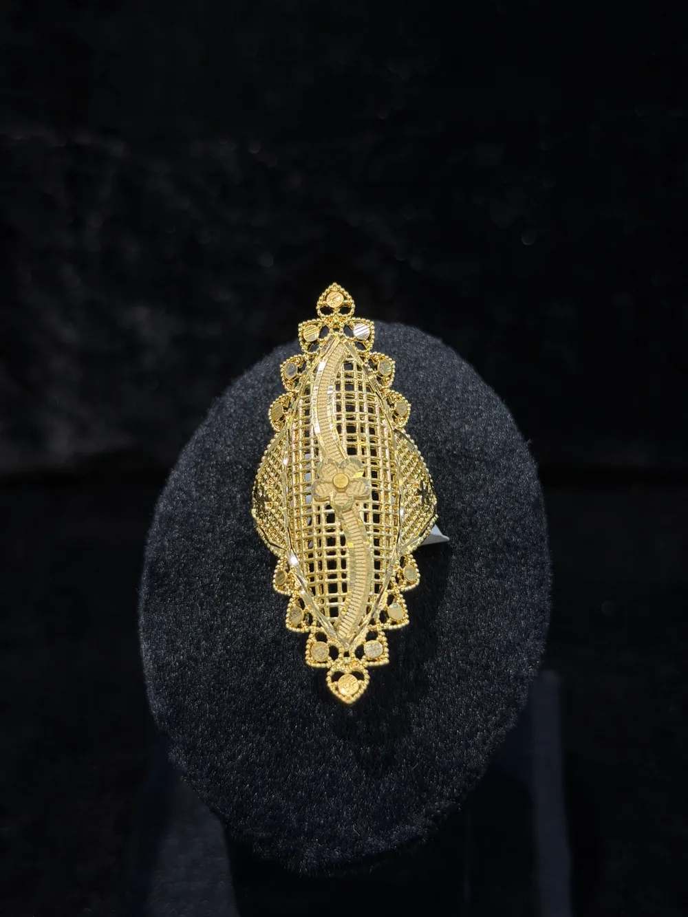 Ladies Ring 3