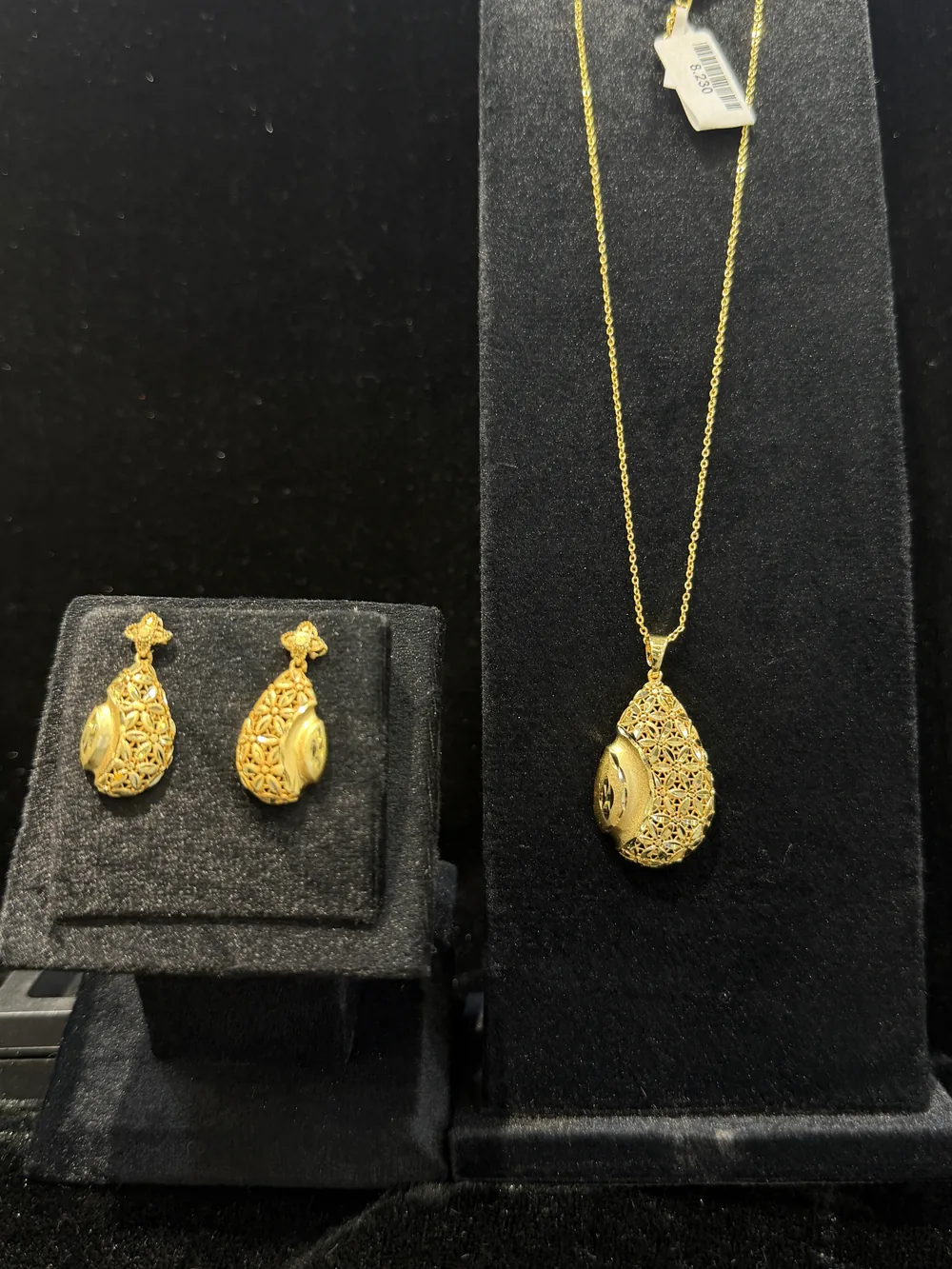 Pendant Set