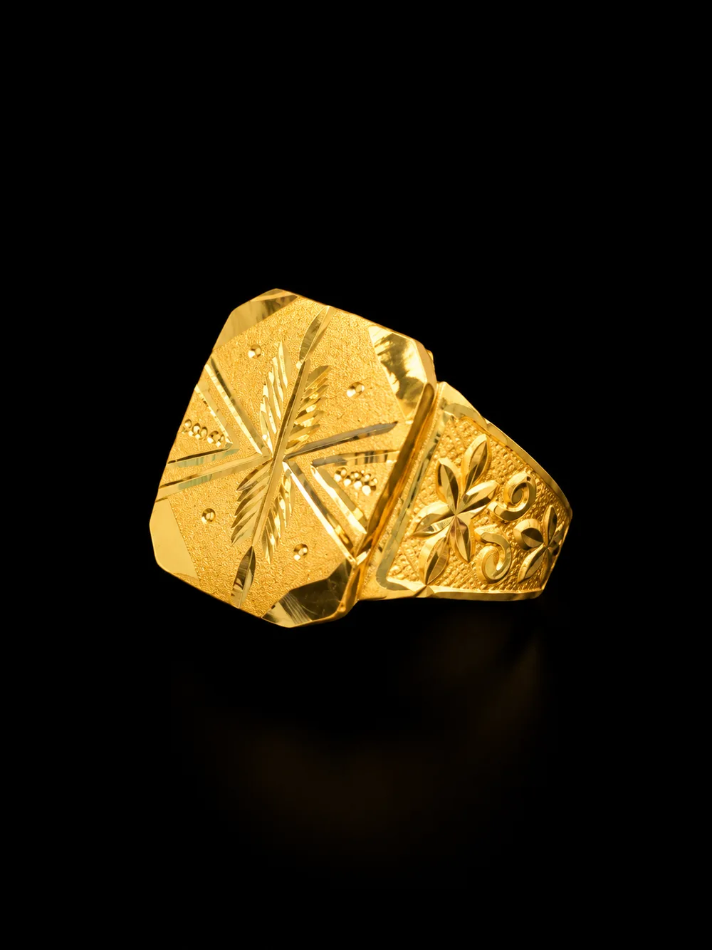 Gents Ring 10